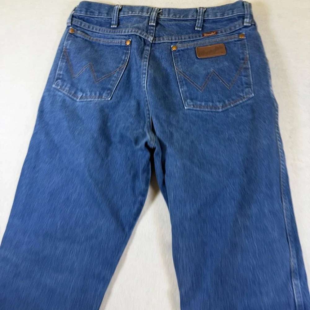 Wrangler 31MWZPW Mens Relaxed Fit Straight Leg Jeans Medium Wash Blue 34x32